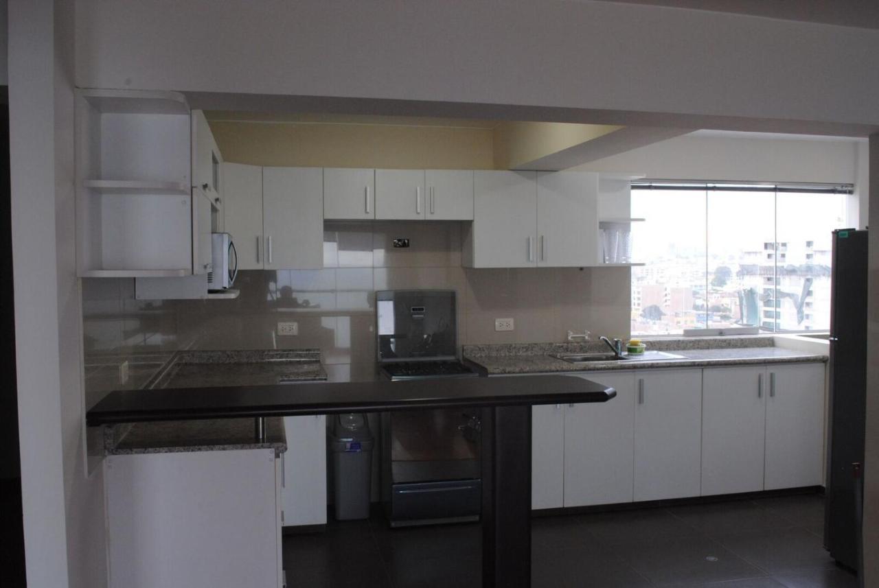 Beachfront Condo San Miguel Lima Luaran gambar